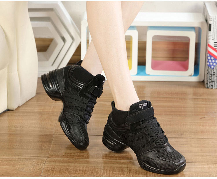 Sneakers Women Sports Feature Soft Outsole Breath Dance Shoes Woman Practice Modern Jazz Shoes for Women Latin Dance Shoes