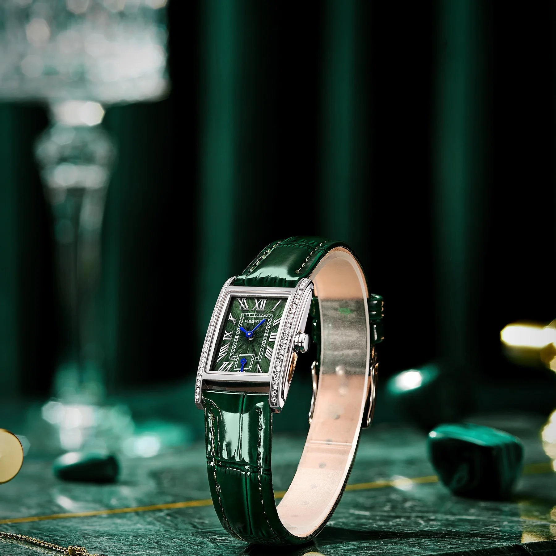Small Square Watch Retro Casual Fashion Literary Roman Scale Display Quartz Women&