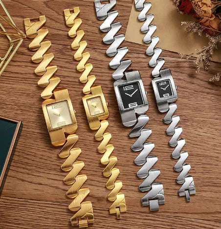 Fashion Leisure Business Watches for women Quartz Women Watch Simple Elegant Square Dial Gold Stainless Steel Strap Waterproof